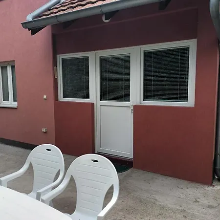 Etno Avlija Srebrno Jezero Apartment