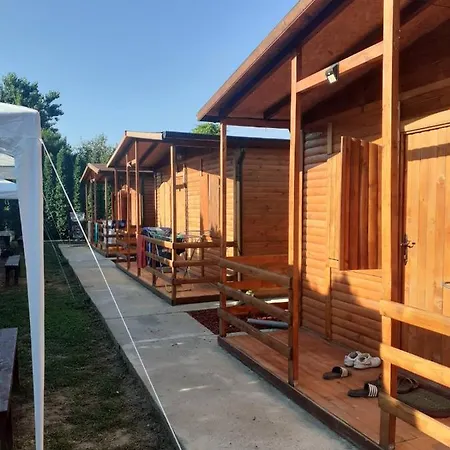 Etno Avlija Srebrno Jezero Zatonje